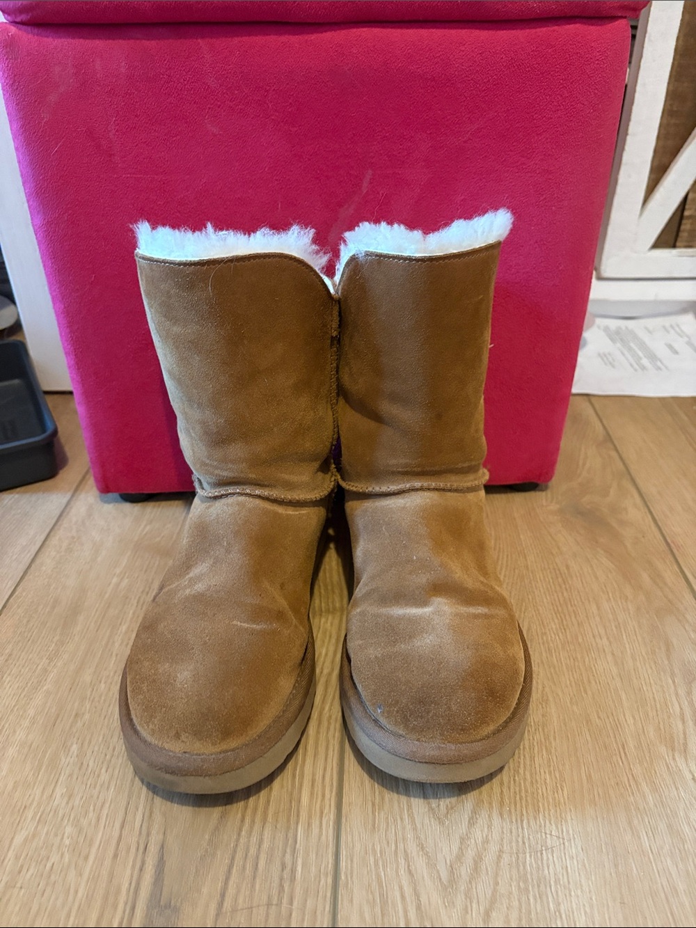 Ugg chestnut boots with side clasps size 37
